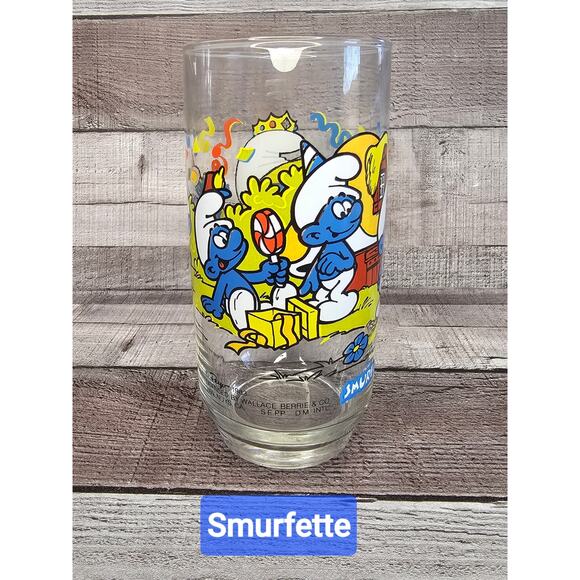 Vintage 1983 SMURFETTE SMURF 6" Drinking Glass - Picture 4 of 7